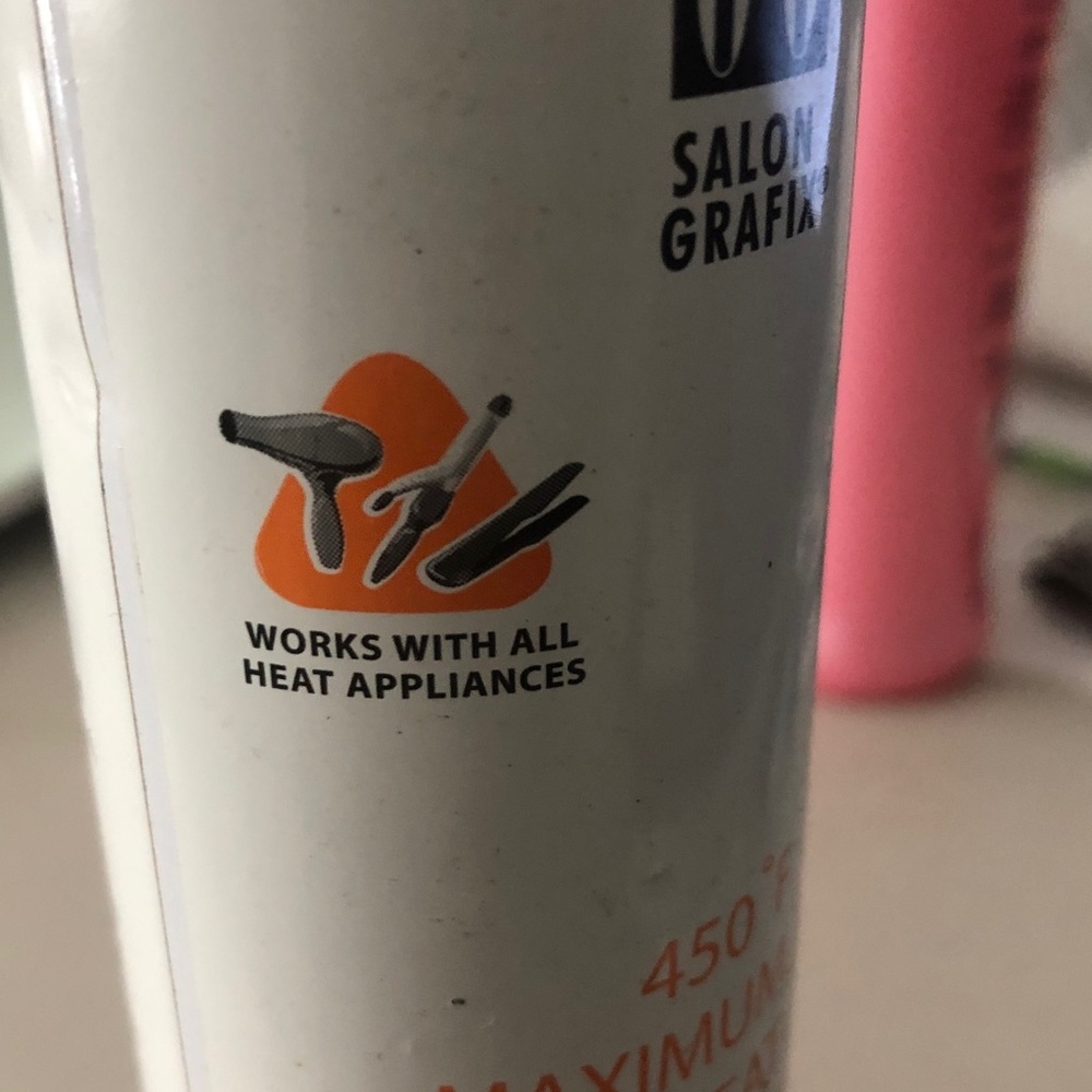 Heat Protect Spray -by Salon Grafix - Picture 3 of 5